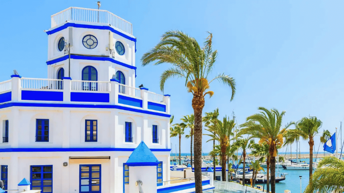 Boat Rental in Sotogrande & Estepona — Guide: Prices, Routes, Tips
